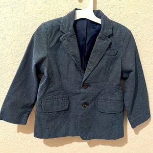 Target Brand Classic Suit Jacket for boy. It’s like new. Size S 5-6.